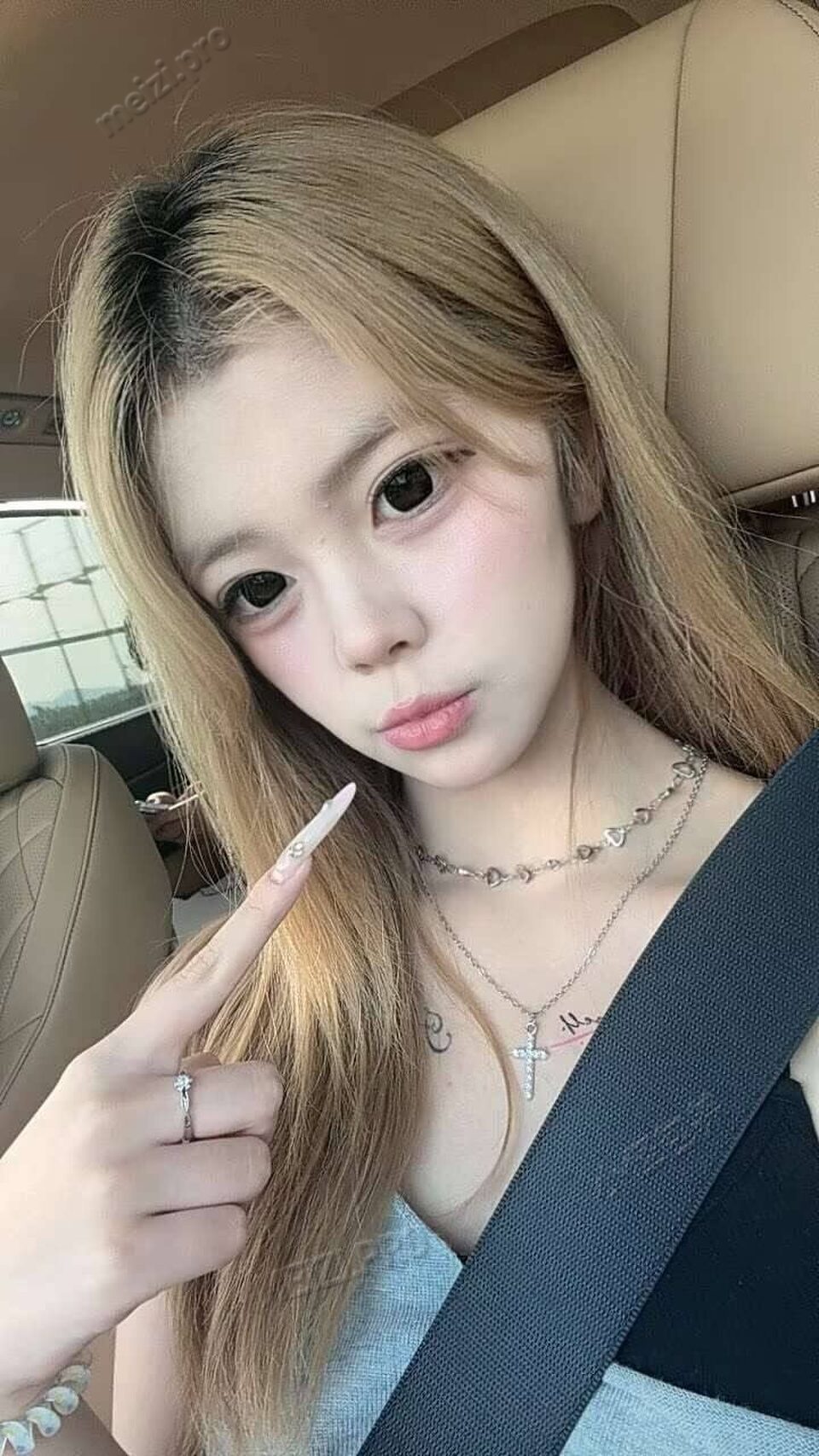 安徽 合肥 19岁 165cm 45 B杯 待业 温暖细腻,善解人意,阳光开朗的女孩,细心服务提供满满温暖,清纯可爱,火辣身材,床上性感有情趣,会配合 抽烟纹身:无纹身 SM:否 无套:可 口交:可 过夜:可 同居:可 可飞:可 价格:7 特点:温暖细腻,善解人意,阳光开朗的女孩,细心服务提供满满温暖,清纯可爱,火辣身材,床上性感有情趣,会配合